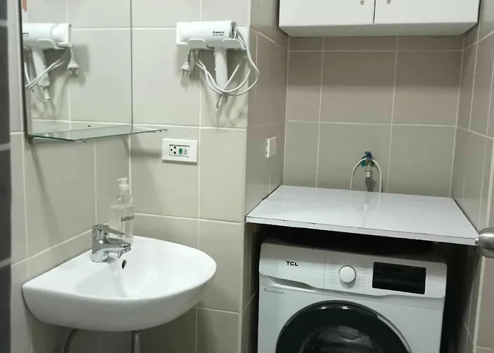 2br Fully Furnished In Makati, Mandaluyong Apartment *